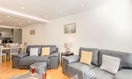 2 Bed in Lyndhurst 3