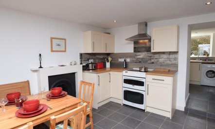 3 Bed in Isle Of North Uist 8