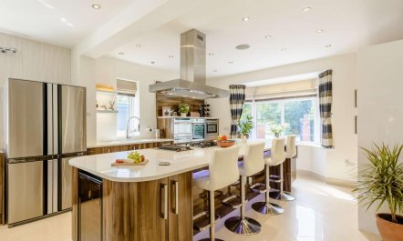 5 Bed in Chester 2