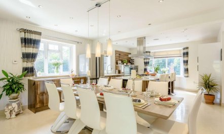 5 Bed in Chester 9