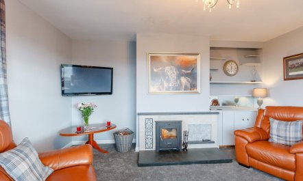 3 Bed in Dumfries 1