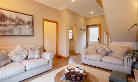 2 Bed in Perth 2