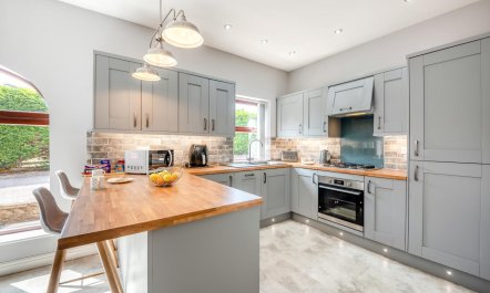 2 Bed in Toft Hill 4