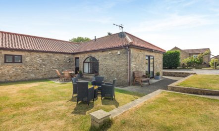 2 Bed in Toft Hill 2