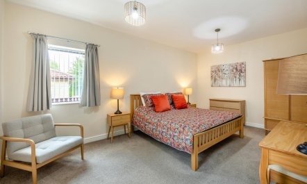 2 Bed in Toft Hill 9