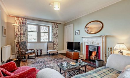 2 Bed in Isle Of Arran 1