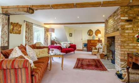 3 Bed in Gloucester 2