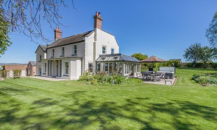 5 Bed in Hereford 1
