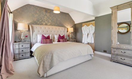5 Bed in Hereford 4