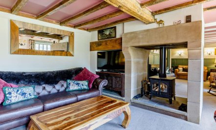 7 Bed in Stoke-on-trent 3