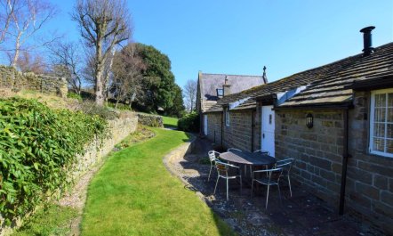 3 Bed in Sheffield 1