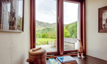 3 Bed in Borrowdale 1