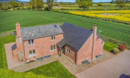 3 Bed in Hereford 1