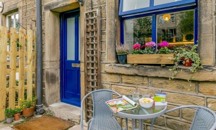 1 Bed in Holmfirth 1