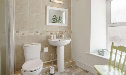 3 Bed in Pembroke 8