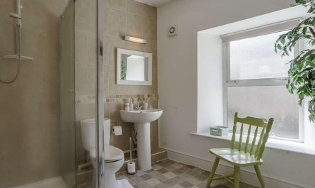 3 Bed in Pembroke 2