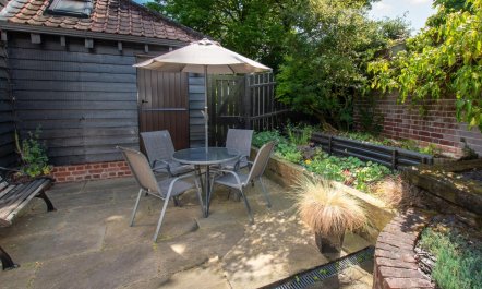 2 Bed in Aldham 2