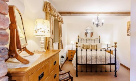 1 Bed in Shrewsbury 2