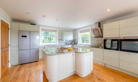 5 Bed in Preston 2
