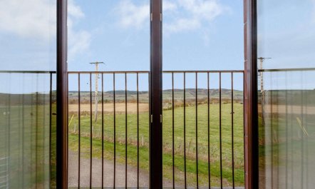 2 Bed in Perth 9