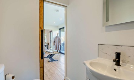 1 Bed in Worcester 7