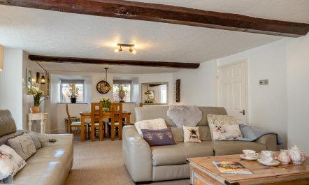 3 Bed in Ventnor 3