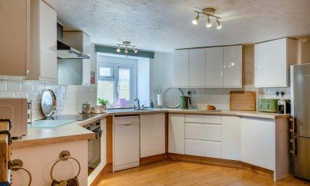 3 Bed in Ventnor 6