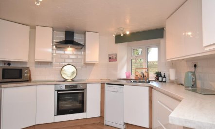 3 Bed in Ventnor 6