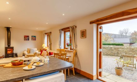 2 Bed in Kingsbridge 2