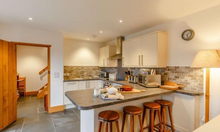 2 Bed in Kingsbridge 4