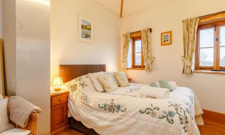 2 Bed in Kingsbridge 3