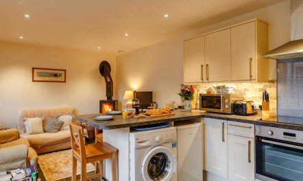 2 Bed in Kingsbridge 1
