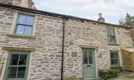 Castle Hill Cottage 1