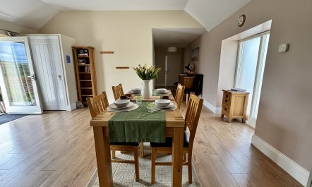 Llaethdy - The Dairy 5