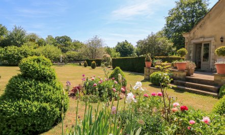 Garden Cottage 2
