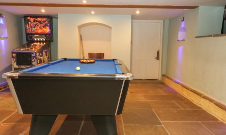 Groomes Country House 2