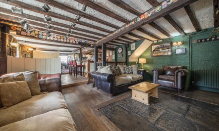 The Boars Head Pub 5