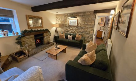 End Cottage 2