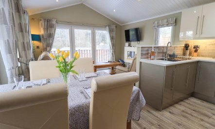 Lakeland View Lodge 1