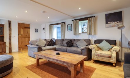 Bwthyn Y Bugail (Shepherd's Cottage 2