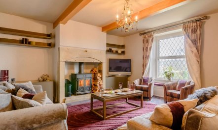 3 Bed in Halifax 3