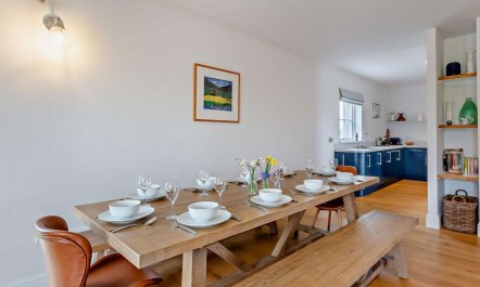 5 Bed in Tain 5