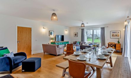 7 Bed in Tain 1