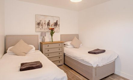 2 Bed in Newport 8