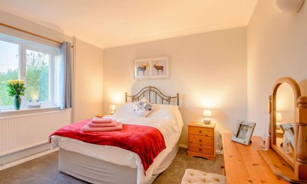 2 Bed in Whitstable 9