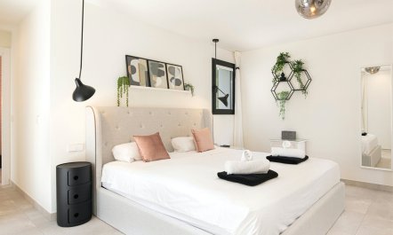 Beachside Rose 7