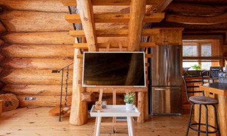 Finch Cabin 2