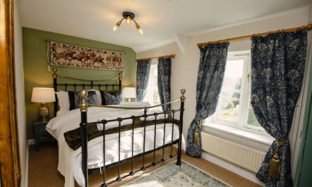 Dorset Cream Tea 5