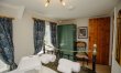 Dorset Cream Tea 6