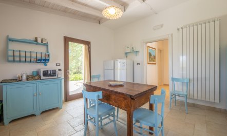 Aradeo Living 8
